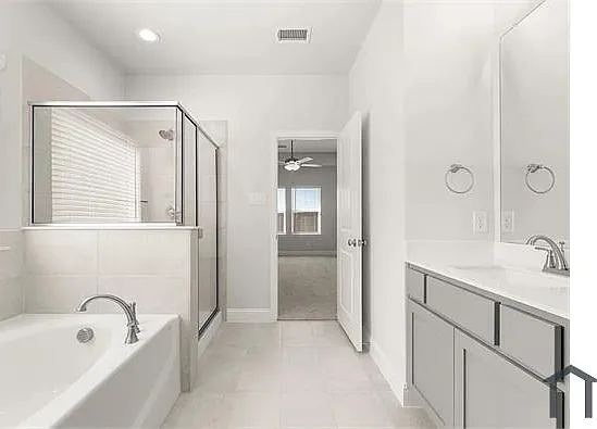 2138 Rhodora Ave — Photo 5