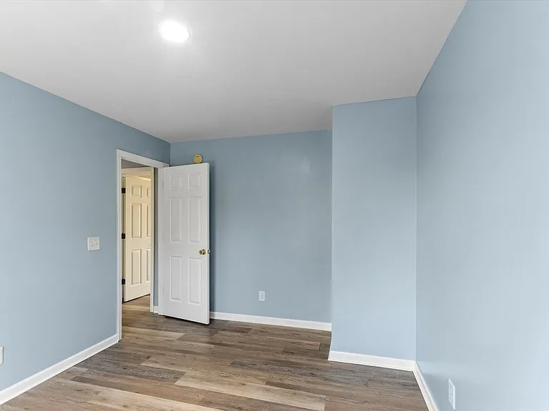 84 Poplar St — Photo 19