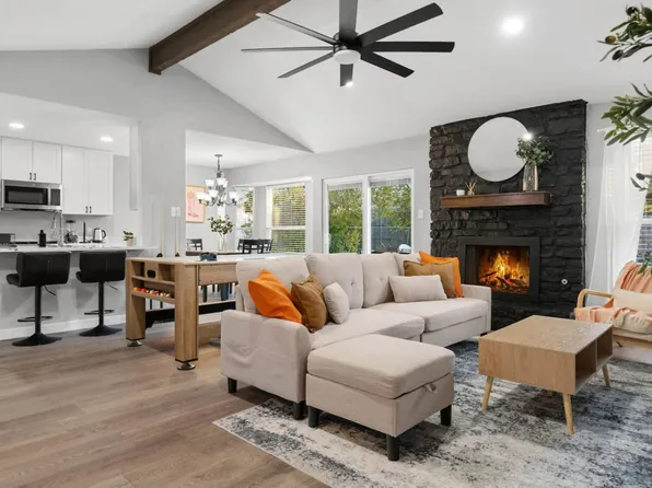 3915 Hillside Dr, Round Rock, TX 78681