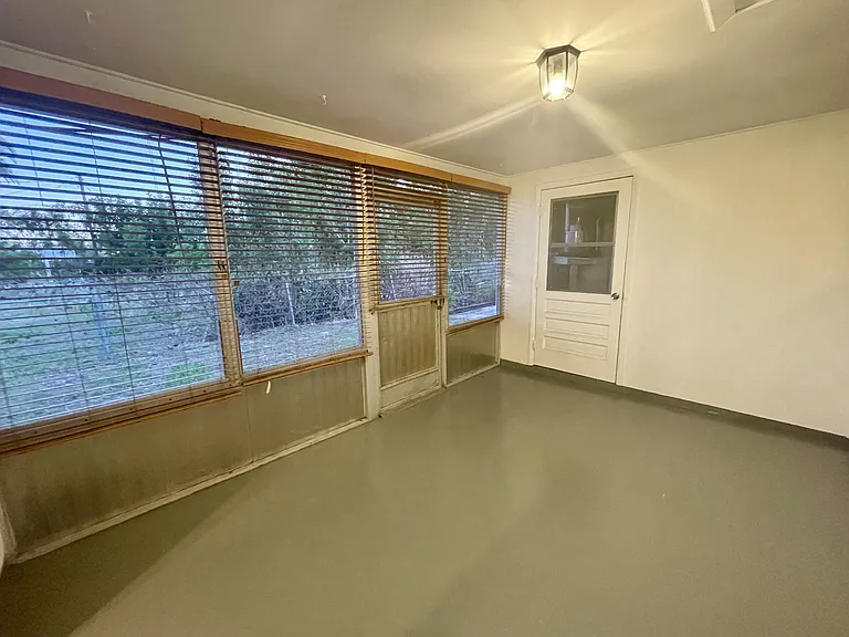 623 Shore Rd #A — Photo 13
