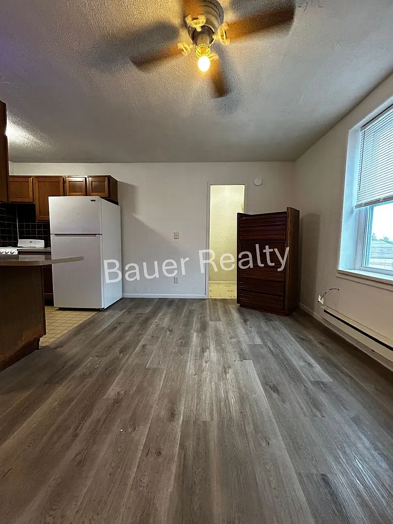 ab43 (Bauckman lease only) — Photo 3