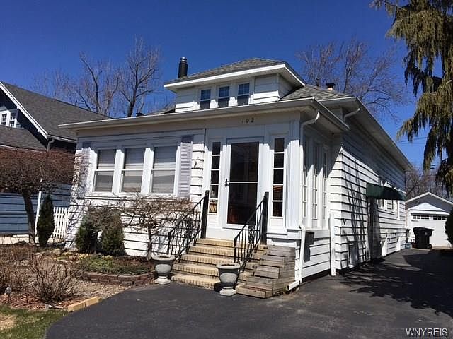 1st image of 102 Crosby Ave