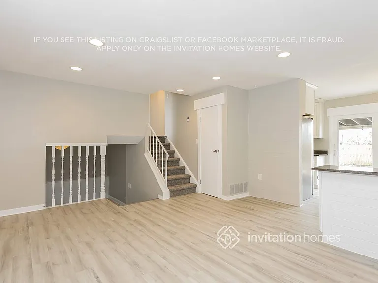 9620 W 104th Dr — Photo 3