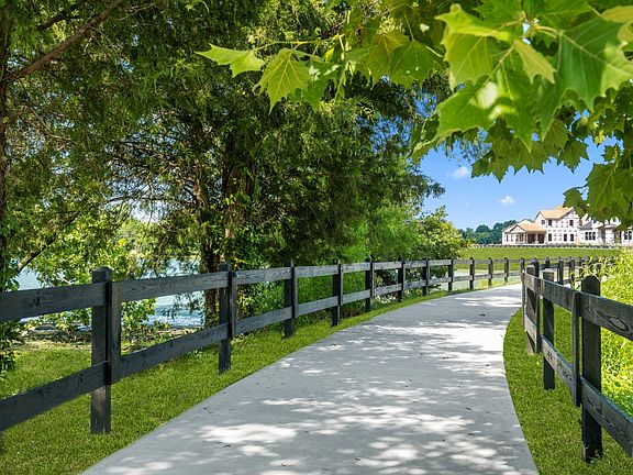 5th image of 2027 Ellsworth Ln Lot 137