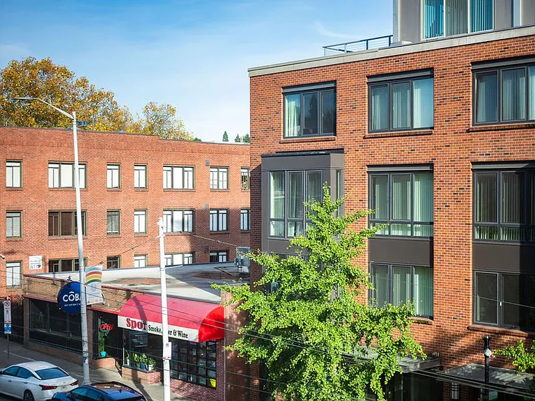 Niwa Apartments | Modern City Living in Queen Anne | Furnished Units & Move in Specials! — Photo 54