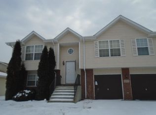 14839 Artesian Ave, Harvey, IL 60426