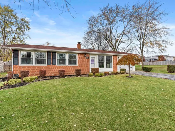 9400 Willow Ln, Mokena, IL 60448