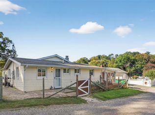 9 Wickes Ln, Wappingers Falls, NY 12590