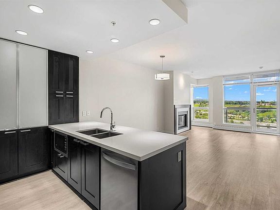 2nd image of 222 S Riverfront Ave SW #1712