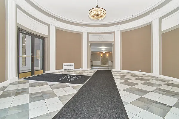 Rented by Living New York | media 11