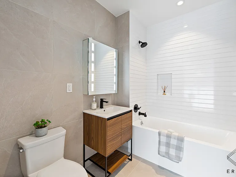 333 Linden Blvd #3L — Photo 6