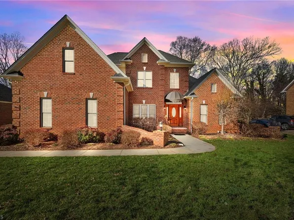 212 Green St, Elon, NC 27244