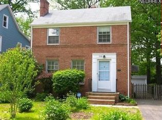 2180 Barrington Rd, University Heights, OH 44118