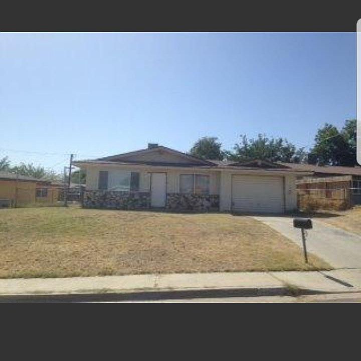 2nd image of 2616 Trent St