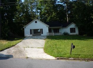 6721 River Glen Dr, Riverdale, GA 30296