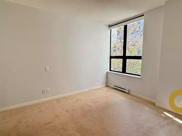 3638 Vanness Ave #1A, Vancouver, BC V5R 6H6
