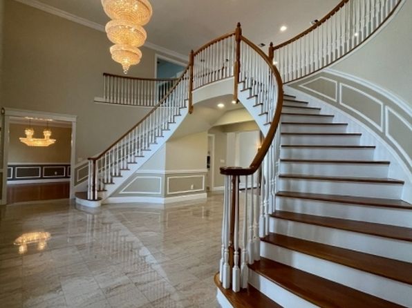 491 Brookside Ave, Allendale Boro, NJ 07401