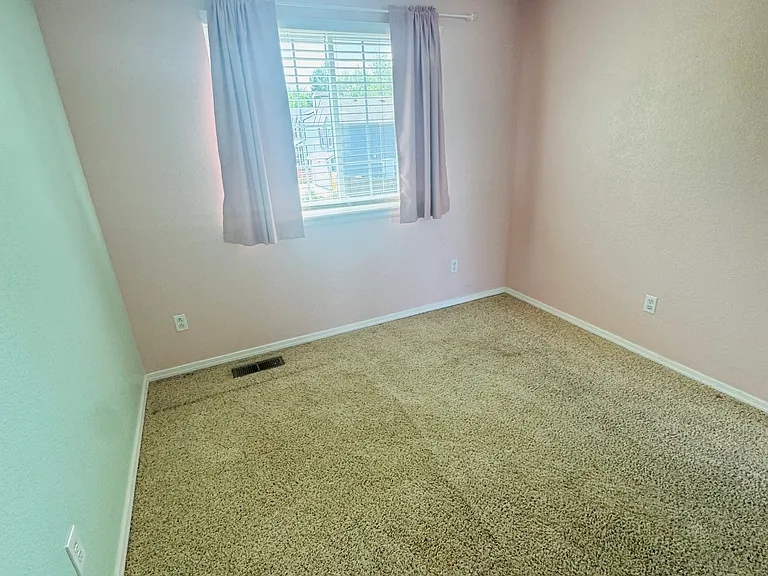 8510 Golden Eye Dr — Photo 23