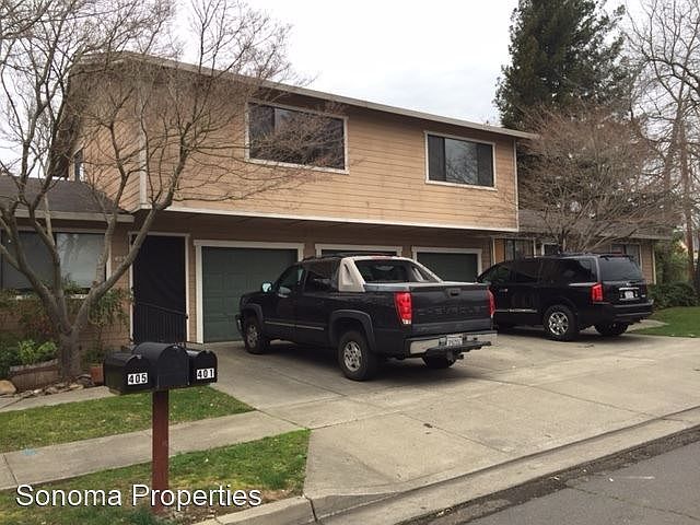 1st image of 403 7th St W