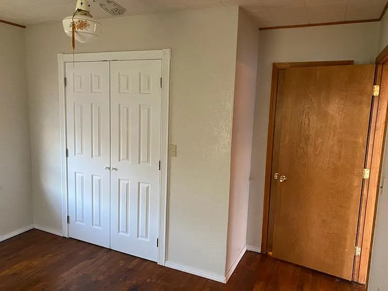 3 bed, 1.5 bath, 1580 sqft, $1,100 — Photo 4