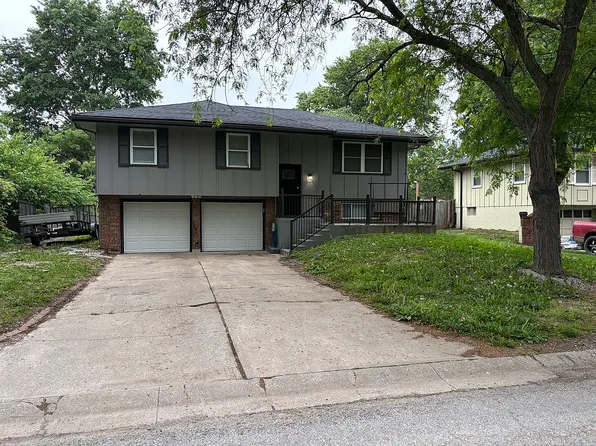108 Baker St, Buckner, MO 64016