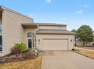 1653 E Harbour Towne Cir, Muskegon, MI