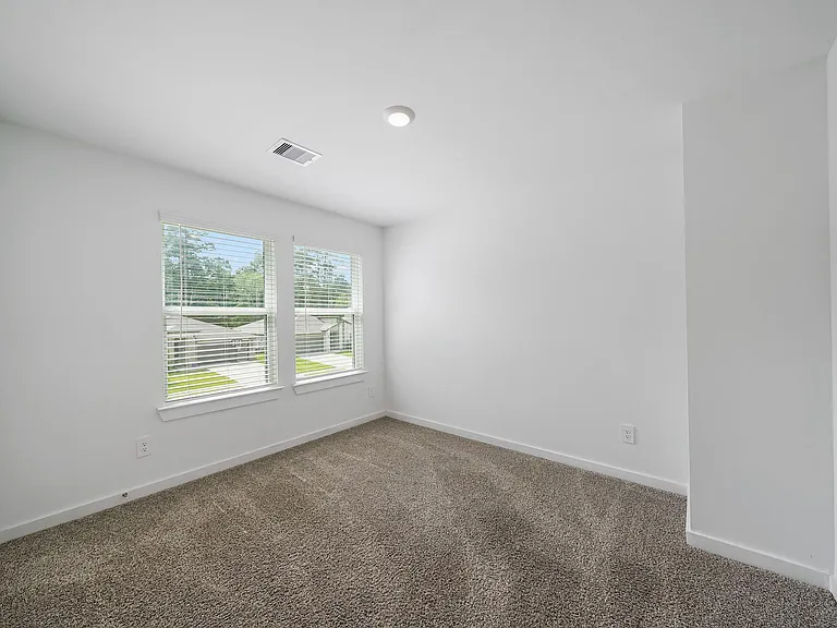 14206 Wonder Lake Ln — Photo 9