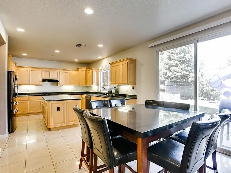 825 Rio Grande Dr — Photo 10
