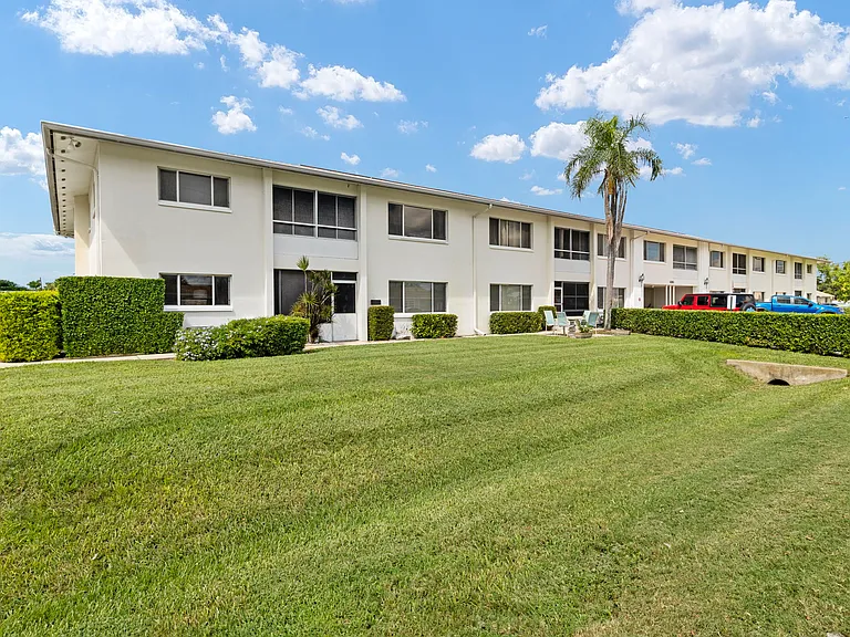 4802 Tudor Dr #210 — Photo 21