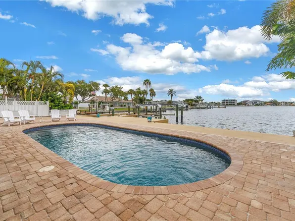 450 64TH AVENUE, ST PETE BEACH, FL 33706