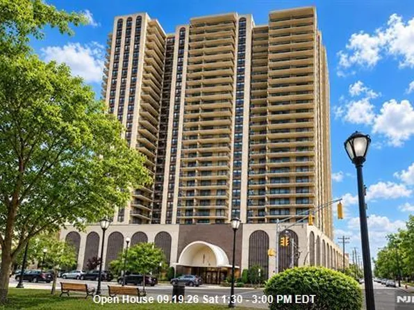 7855 E Boulevard E #11F, North Bergen, NJ 07047