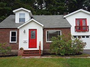 39 Fletcher Rd, Albany, NY 12203