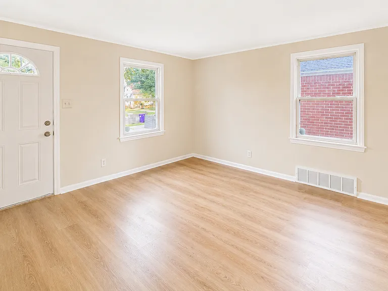 4575 Neff Ave — Photo 6