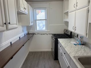 34 Pelletier Ave FLOOR 3, Woonsocket, RI 02895