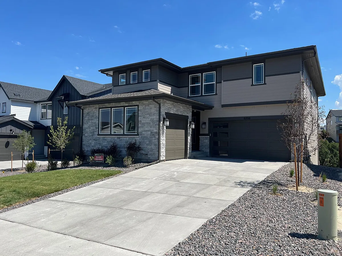 Building Photo - 6556 Braylin Ln