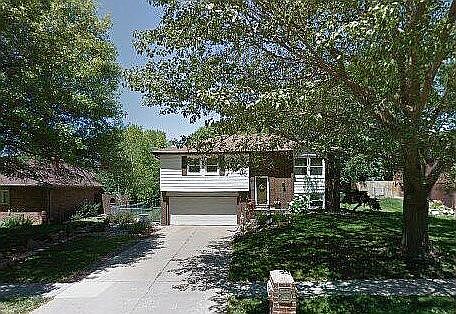 1st image of 8118 S Hazelwood Dr