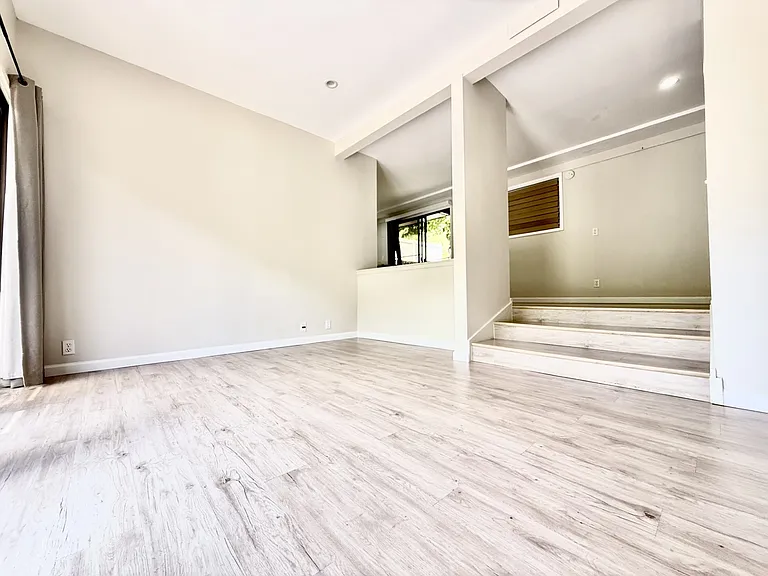 5341 Malu Pl — Photo 4