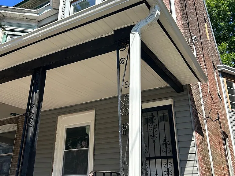 156 Hoffman Ave — Photo 2