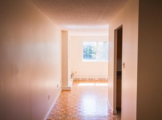 262 Rose St #204, Barrie, ON L4M 5R2