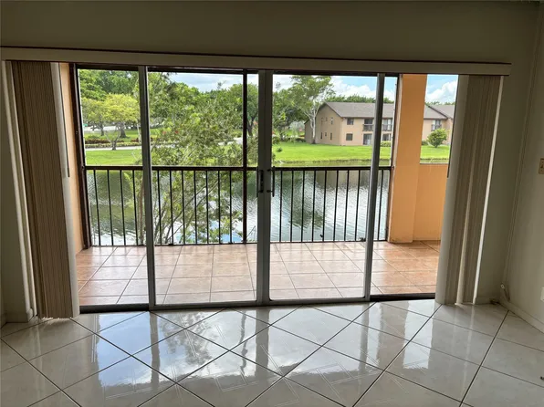 3905 N Nob Hill Road #205, Sunrise, FL 33351