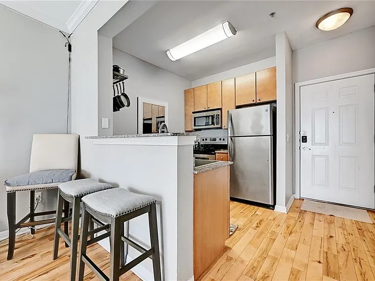 2502 Leon St #518 — Photo 15