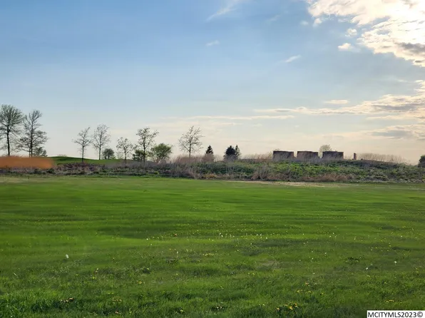 419 Brickyard Rd Lot 33, Sheffield, IA 50475