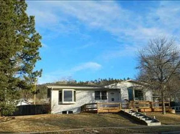 2204 Cruz Dr, Rapid City, SD 57702