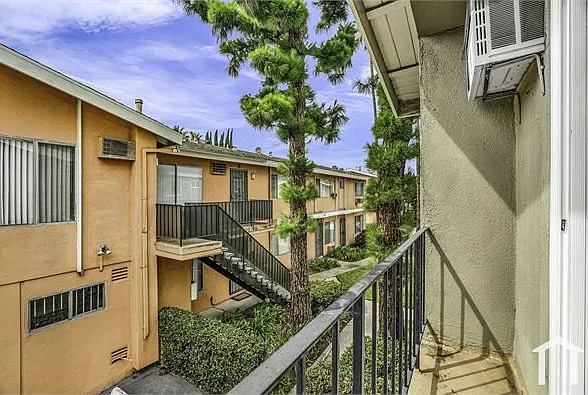 10027 Sepulveda Blvd #D — Photo 26