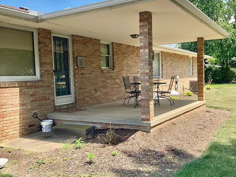 5148 Echoglenn Ave NW — Photo 2