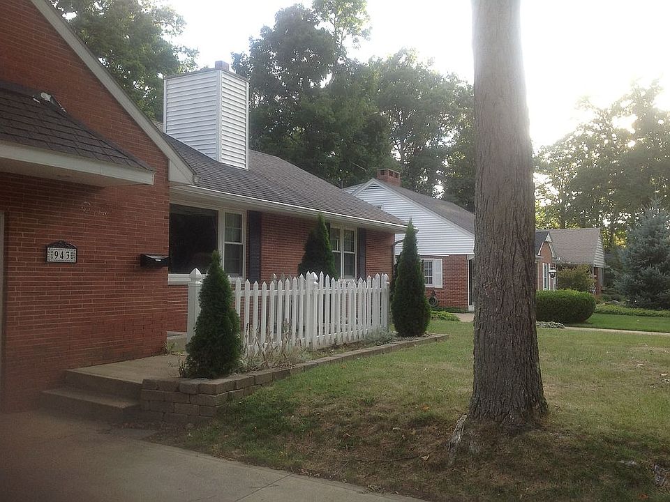 1st image of 943 Linwood Pl