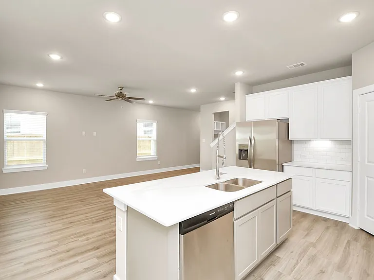 21035 Bay Village Dr #A — Photo 15