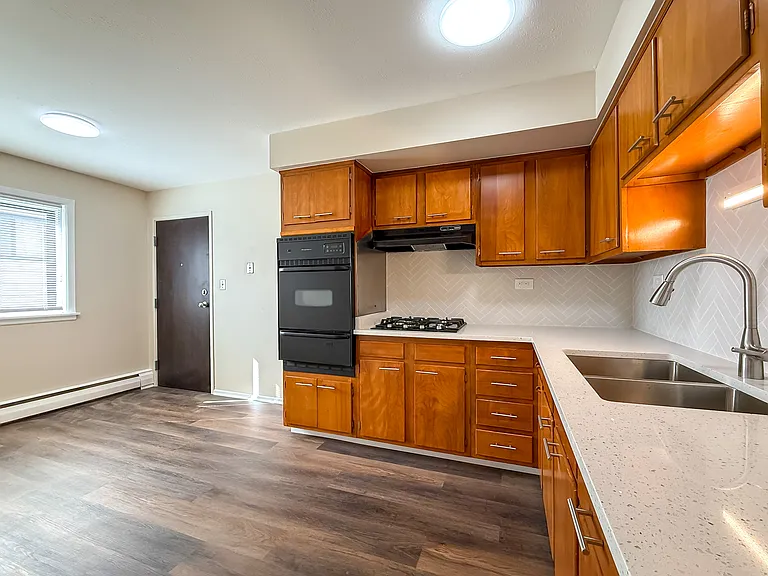 Kitchen / Dining