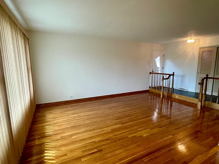 7150 N Crawford Ave — Photo 5