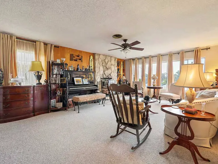 2650 Blackton Dr — Photo 4